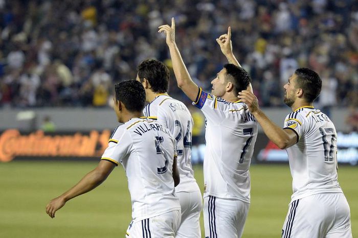 ___3939341___https:______static.pulse.com.gh___webservice___escenic___binary___3939341___2015___7___5___16___robbiekeane-cropped_4ecmz93p6gc1fxp0r83nhbex_2