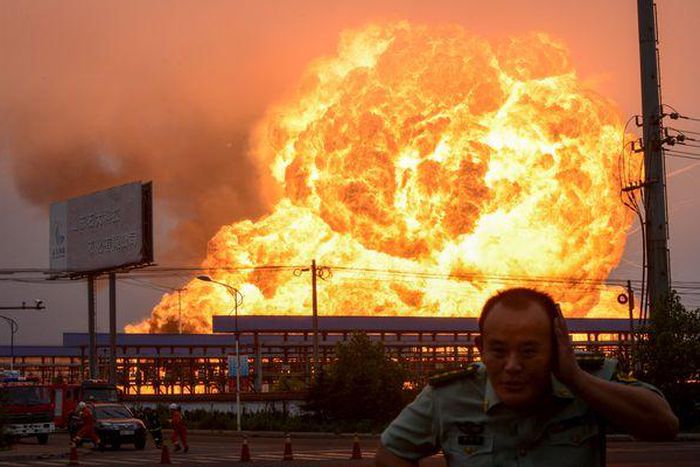 Huge explosion rocks Tianjin in northern China