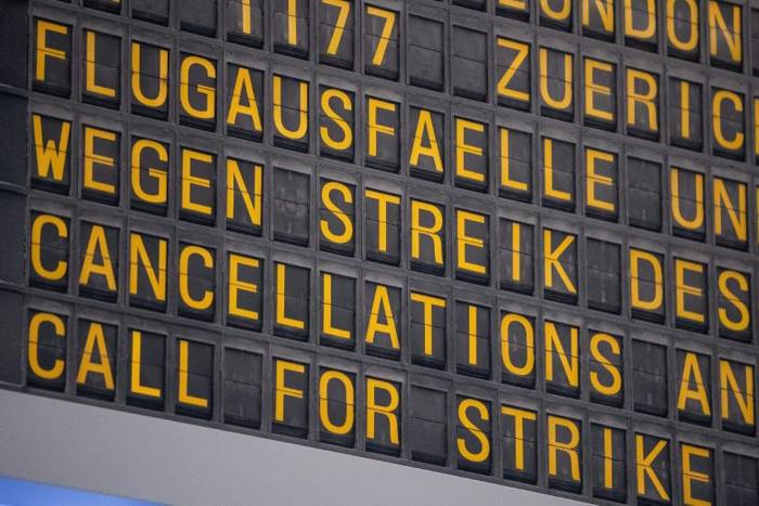 Disruptions for around 100,000 passengers