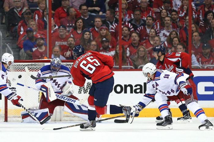 ___3731968___https:______static.pulse.com.gh___webservice___escenic___binary___3731968___2015___5___7___12___andreburakovsky-cropped_1lm8qqilm6qie1qnbn35y95pg6