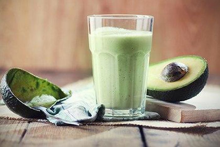 ___3919688___https:______static.pulse.com.gh___webservice___escenic___binary___3919688___2015___6___29___15___Chia-Seed-Avocado-Smoothie-420