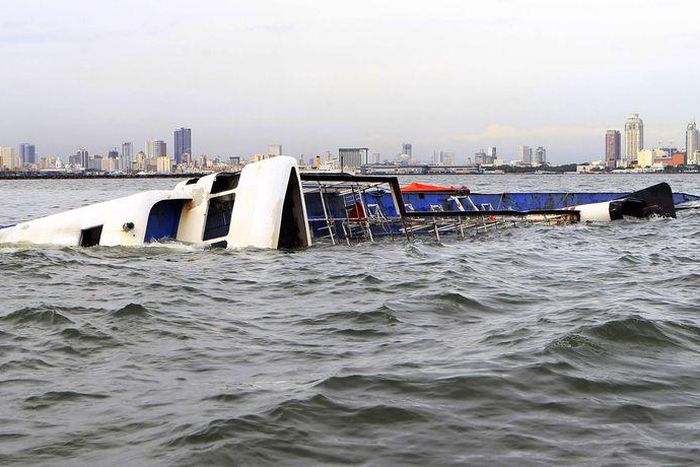 At least 36 die in Philippine ferry sinking, 118 survive