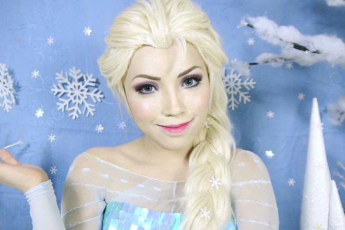 Promise as Elsa from Frozen