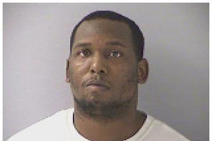 Judge sets $1 mln bond for Ohio campus police officer charged with murder