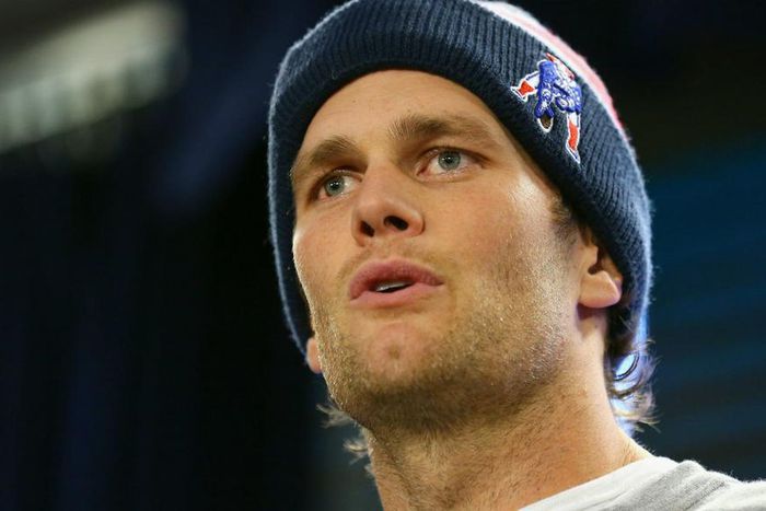 ___3436126___https:______static.pulse.com.gh___webservice___escenic___binary___3436126___2015___5___15___5___tom-brady-cropped_1wwdhe3t5kv3z114ztazjs6wuw