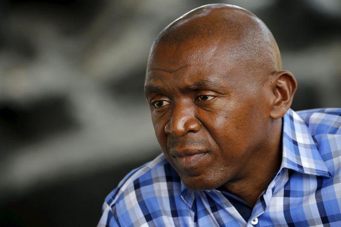 Burundi opposition leader Agathon Rwasa speaks during an interview in the capital Bujumbura, July 22, 2015.   REUTERS/Mike Hutchings