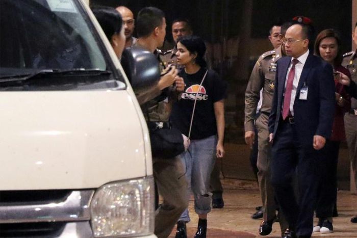 Rahaf Mohammed al-Qunun has said she planned on seeking asylum in Australia but was stopped at Bangkok's main airport