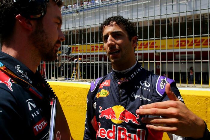 ___3776603___https:______static.pulse.com.gh___webservice___escenic___binary___3776603___2015___5___20___12___danielricciardo-cropped_1imc5a1izrjfc17sjgz6lg7mh8_1