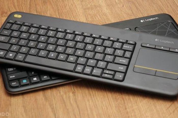 The new Logitech K400 Wireless Keyboard and the old K400 keyboard