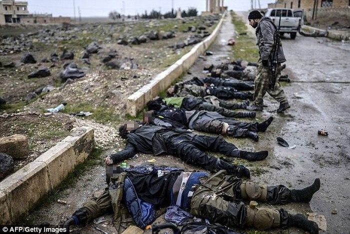 Militant group recaptures town from Kurdish forces