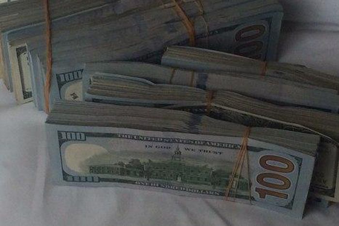 $100,000 flaunted by MC Galaxy on his Instagram page