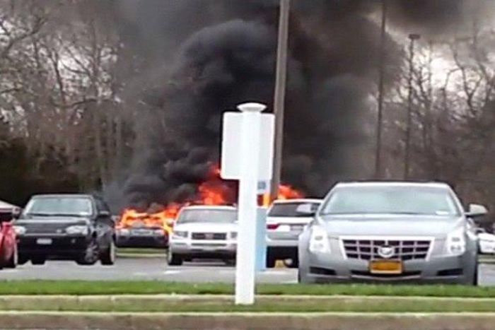 ___3668641___https:______static.pulse.com.gh___webservice___escenic___binary___3668641___2015___4___19___15___Car-fire