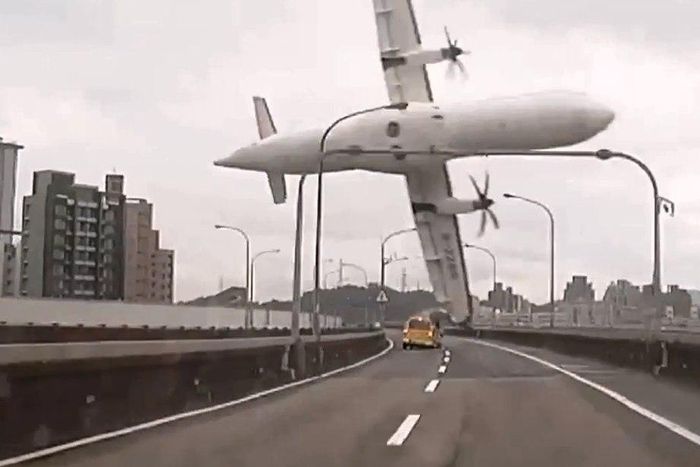 China navy holds first missile combat resupply drill