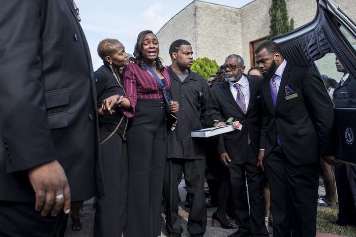 At Funeral for Jazmine Barnes, Mourning a Life Cut Short