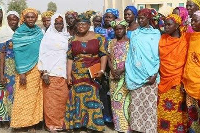 Finance Minister, Ngozi Okonjo-Iweala in Chibok.