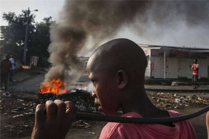 Official killed in Burundi as crisis deepens