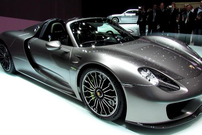 ___3886771___https:______static.pulse.com.gh___webservice___escenic___binary___3886771___2015___6___19___15___maxresdefault_3