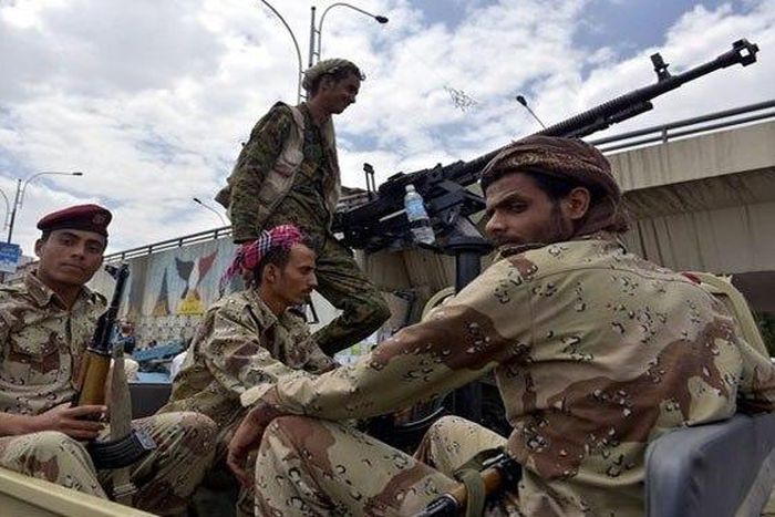 ___3589186___https:______static.pulse.com.gh___webservice___escenic___binary___3589186___2015___3___21___14___384512_Yemeni-soldiers