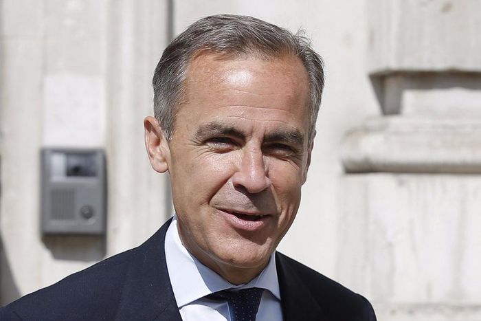 Bank of England Governor Mark Carney leaves the Cabinet Office, following a post-Greek referendum meeting with members of the British government in London, Britain, July 6, 2015.