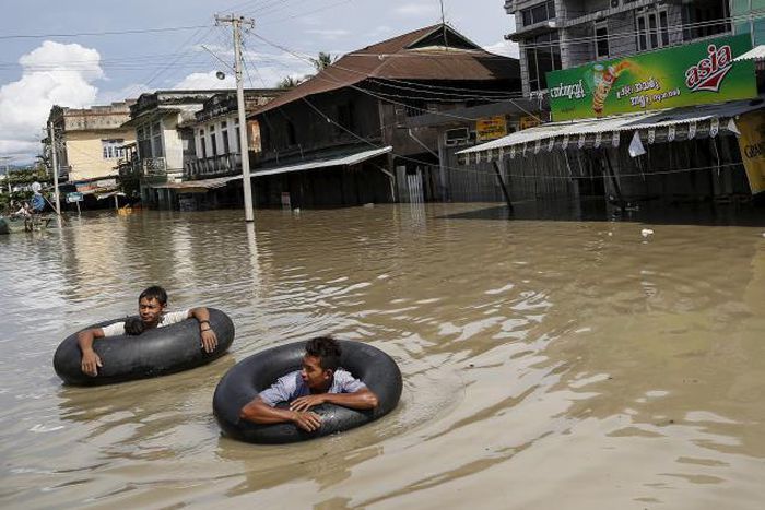 Rescuers in Myanmar struggle to reach flood-hit areas, toll seen rising