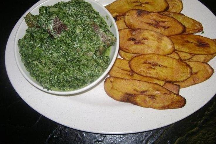 Ndole and friend plantains (dodo)