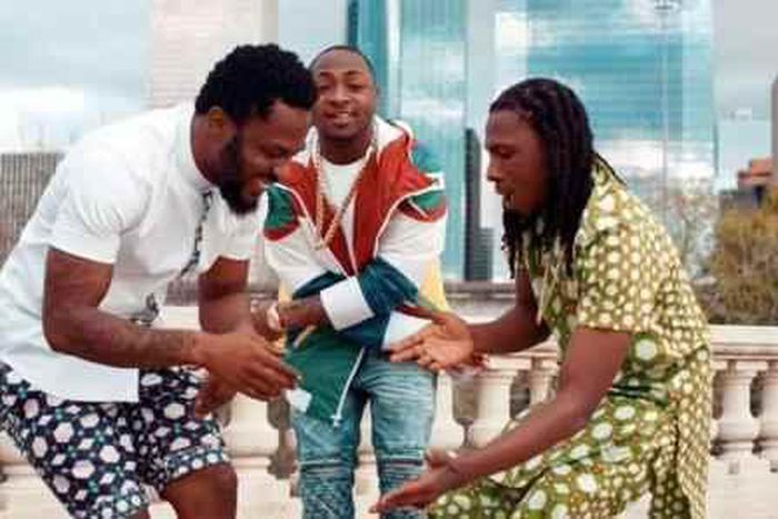 R2Bees - Gboza feat. Davido (Prod. by Killbeatz)