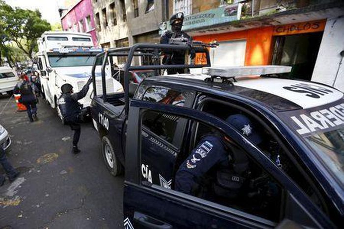 Mexico kingpin 'Chapo' Guzman stages brazen jailbreak in blow to president