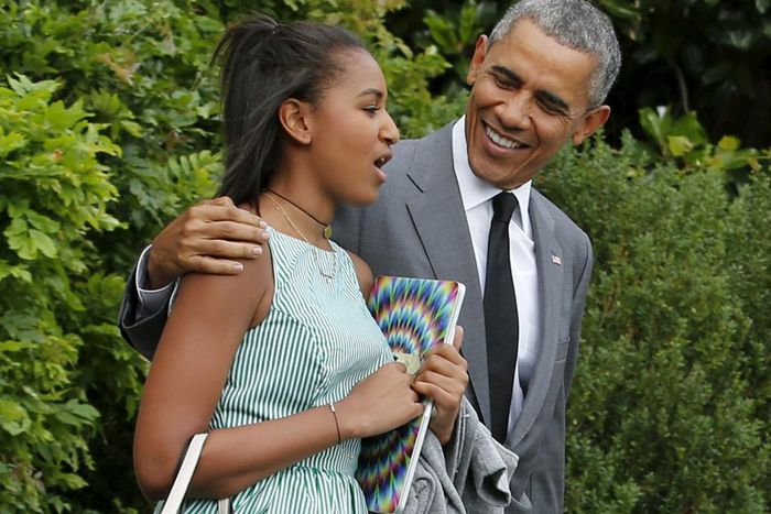 'Dad-in-chief' Obama takes daughters for night out in the Big Apple