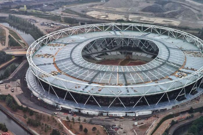 ___3916690___https:______static.pulse.com.gh___webservice___escenic___binary___3916690___2015___6___29___1___olympicstadium-cropped_10a8voke3sasn16g83cy9npd0n