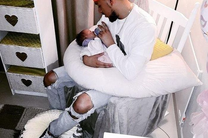 AKA feeding his daughter