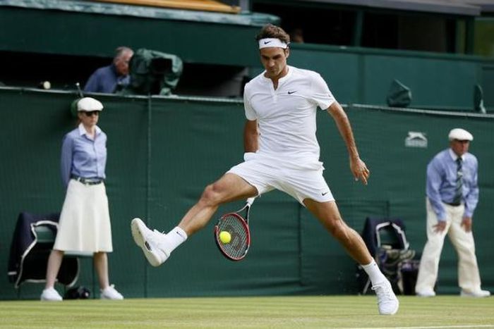 Wimbledon 'all-white' clothing rule is too strict-Federer
