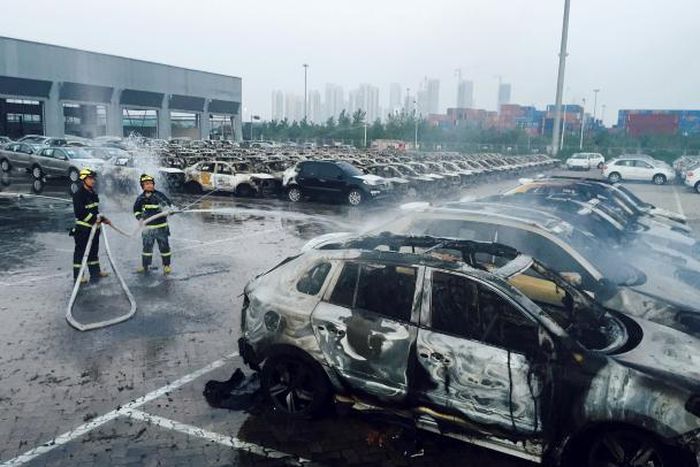 Nine firefighters confirmed dead after Tianjin blast - China state television