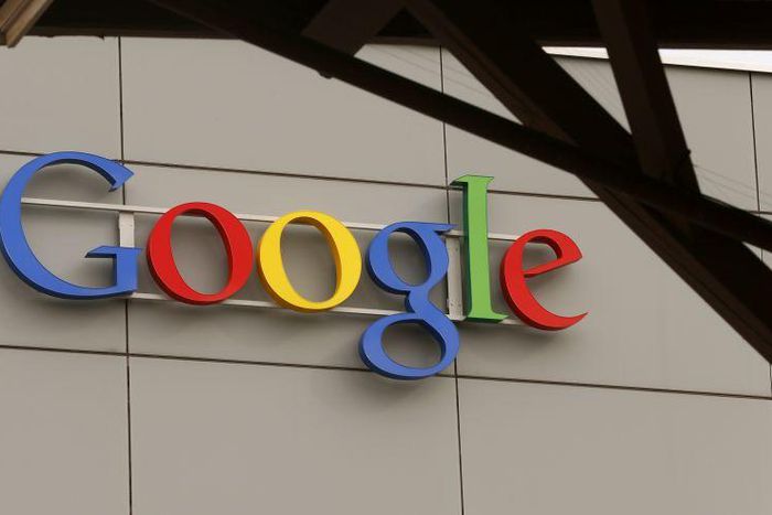 Amazon, Google race to get your DNA into the cloud