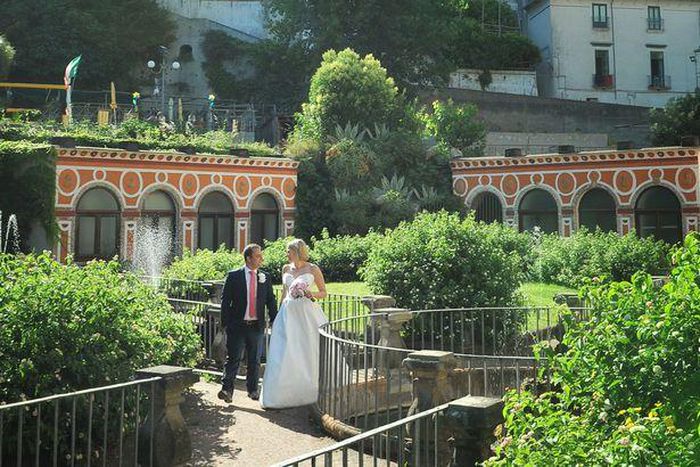 Charlotte and Jonathan's romantic Italian wedding