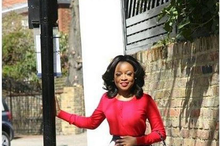 OOTD Insiration: Vibrant top over polka dot skirt