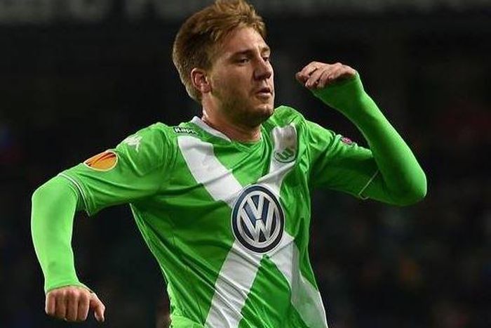 Nicklas Bendtner goes out chasing chicks awhile his team were chasing points in German Bundesliga game