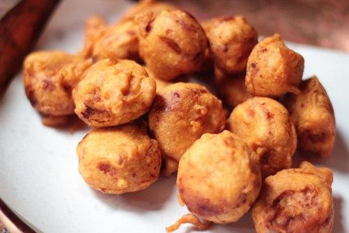 Banana fritters