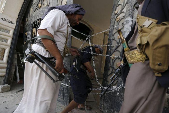 Air strikes and combat kill 176 in Yemen, highest daily toll so far