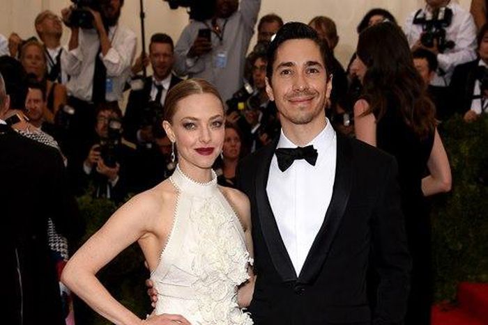  Amanda Seyfried and Justin Long