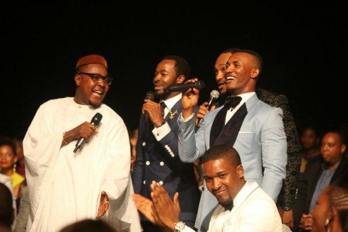 Nollywood actors performing Shoki at the AMVCA 2015