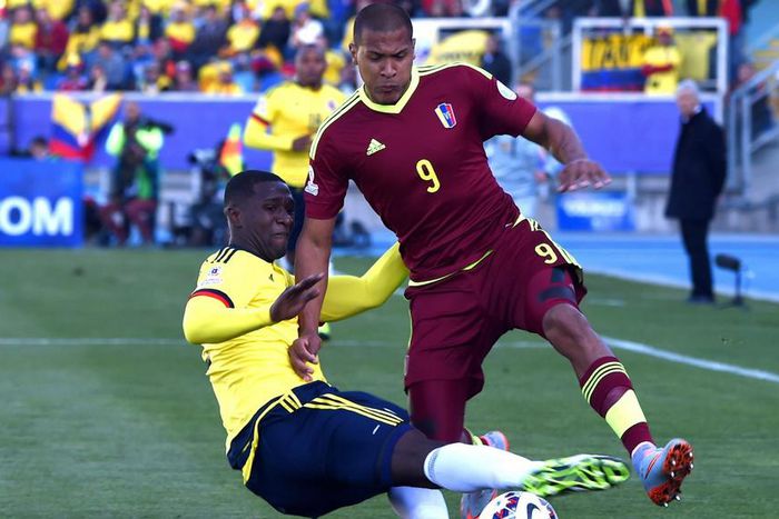 ___3865047___https:______static.pulse.com.gh___webservice___escenic___binary___3865047___2015___6___15___7___salomonrondon-cropped_44omohcaa5171gm1kz4q79hwo_2