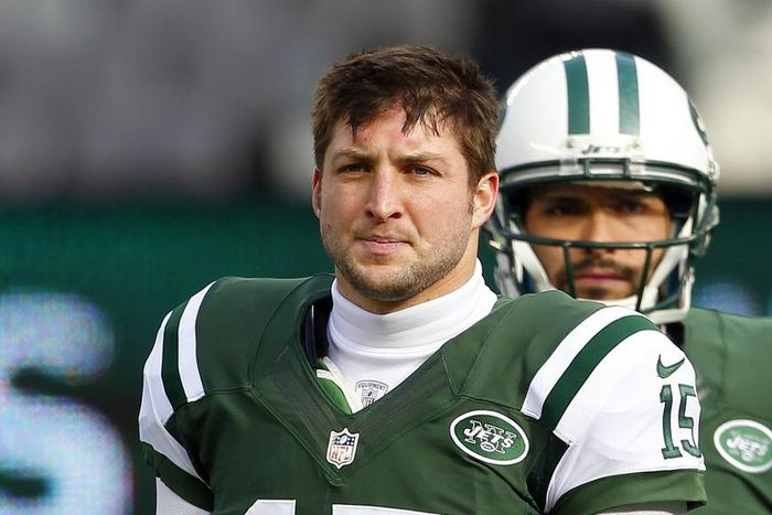 ___3683286___https:______static.pulse.com.gh___webservice___escenic___binary___3683286___2015___4___21___14___timtebowmarksanchez-cropped_c1gwgskbbkxj1i8eoxx08t7zs