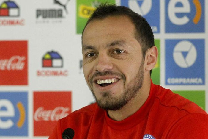 Chile's Marcelo Diaz talks up hosts as 'the best team in the group stages'
