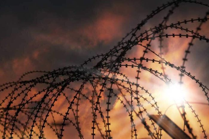 Prison guards conduct a search on a woman's delivery to her boyfriend who is an inmate and discover some illegal substances. - Cannabiz Network