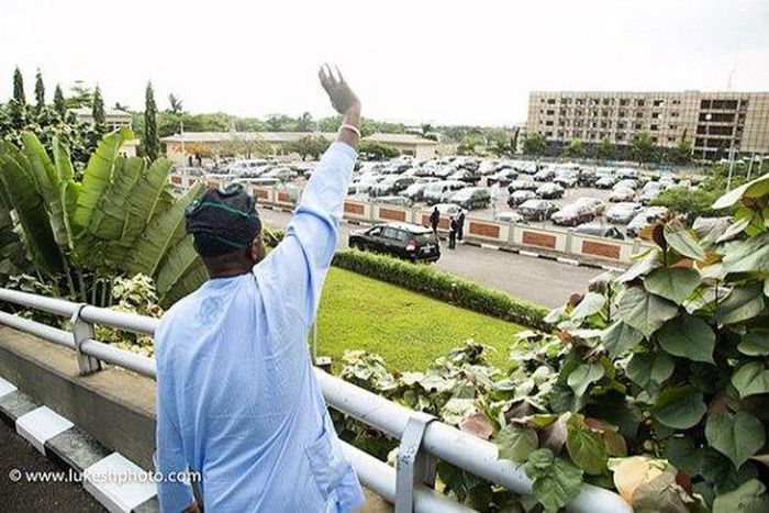 Babatunde Fashola spends last day in office as Lagos State Governor