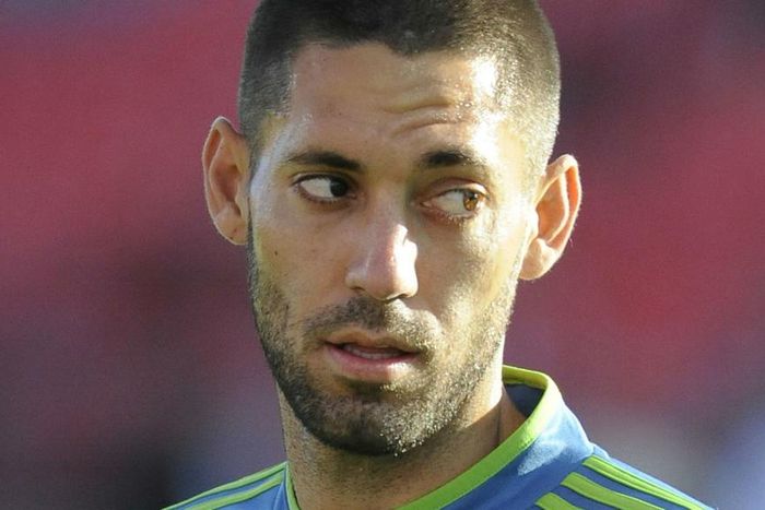 ___3888674___https:______static.pulse.com.gh___webservice___escenic___binary___3888674___2015___6___20___5___clint-dempsey_1mao25hs6o8b61qd36b99carfb