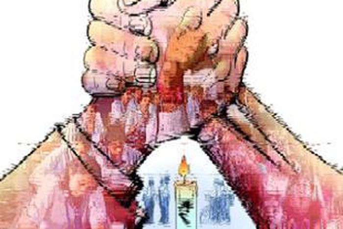 Sailor aghast after arm wrestle opponent breaks arm