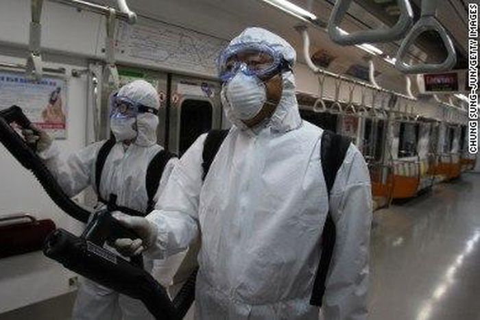 ___3912498___https:______static.pulse.com.gh___webservice___escenic___binary___3912498___2015___6___26___19___150609194641-south-korea-mers-subway---s048983500-large-169