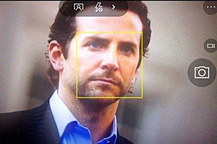 The new face-tracking feature at work.