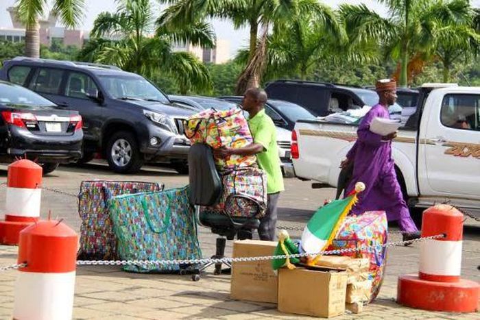 Nigerian lawmakers move belongings out of National Assembly complex